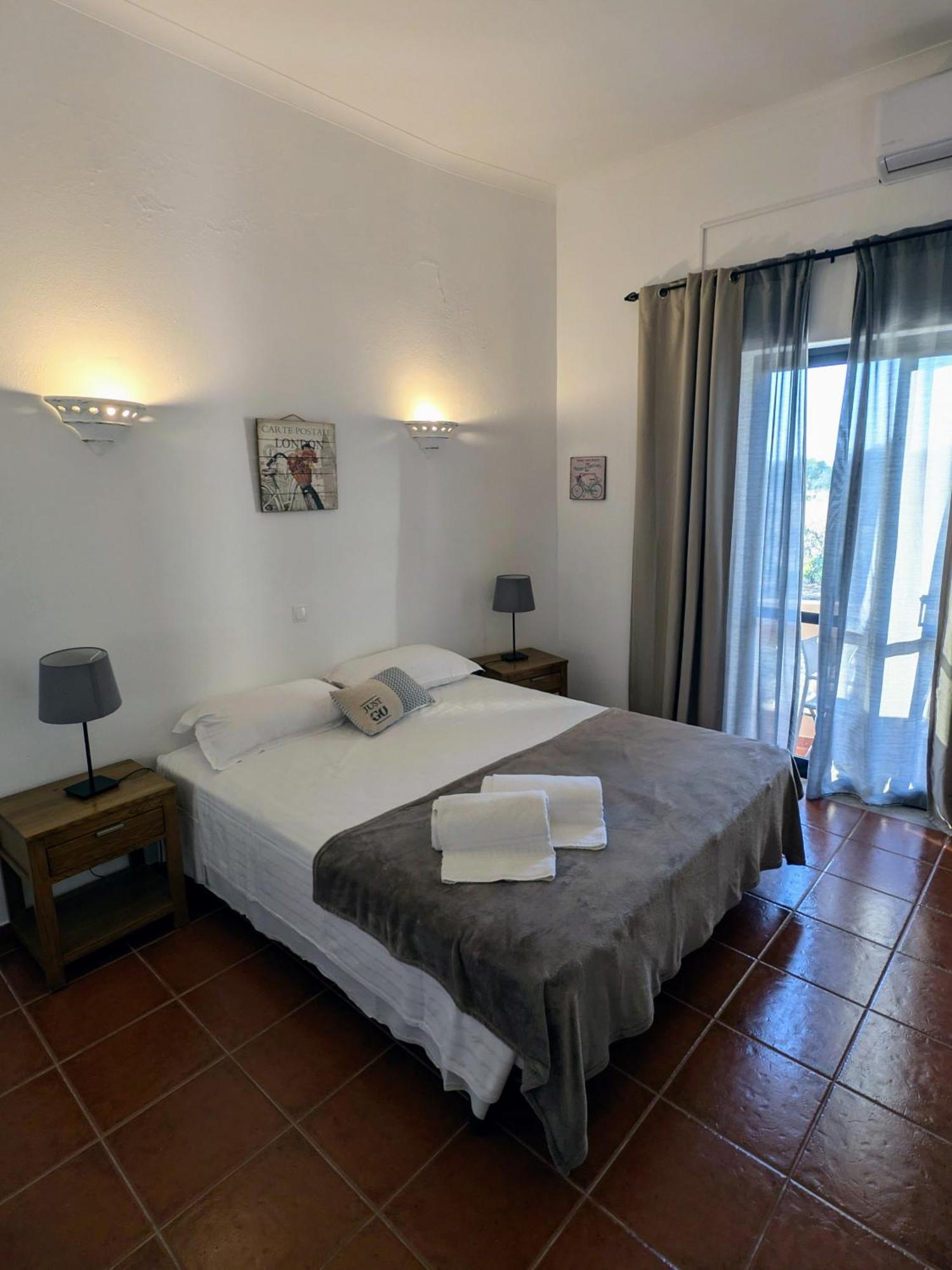 Отель Casa Rosa Montes Praia Da Luz Экстерьер фото
